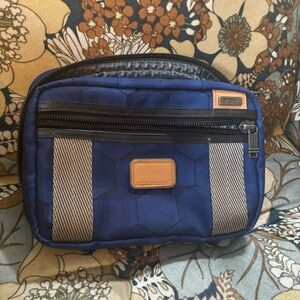 Tumi Riley dopp kit - EUC